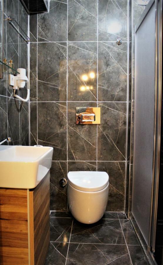 La Serena Hotel & Suites Истанбул Екстериор снимка